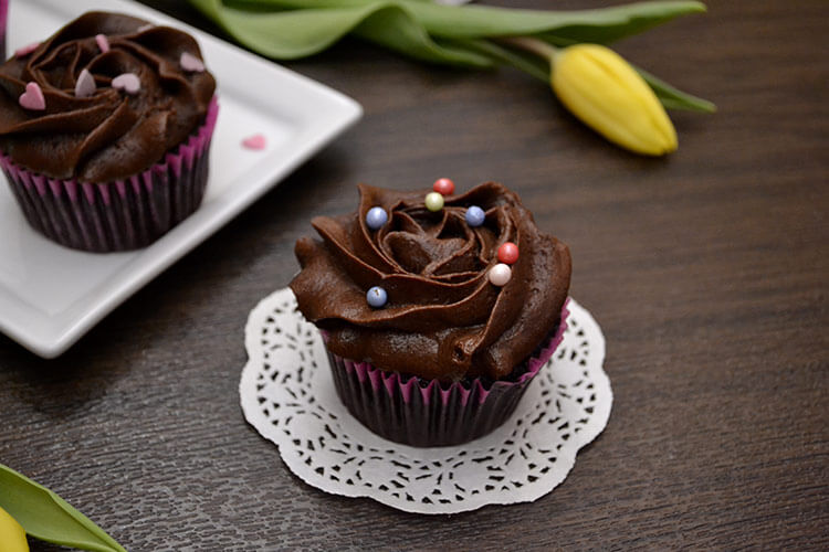 cupcakes cu ciocolata Reteta Video